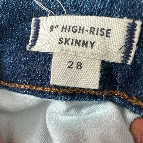 Madewell Distressed Skinny Jeans - Picture 2 of 4